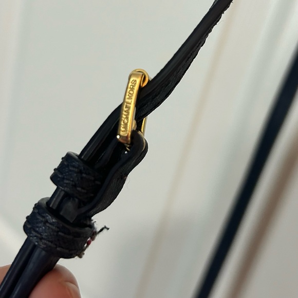 Michael Kors Jet Set Large Zip Chain Crossbody Bag - Picture 5 of 8